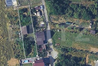 Teren Construcții intravilan de 922 mp, în Est
