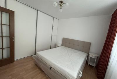 Apartament cu 3 camere decomandat, mobilat în Drumul Taberei