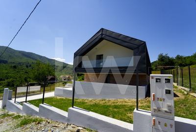 Casă arhitectură modernă cu panoramă spre Munții Făgăraș și Cetatea Cisnădioara - 57