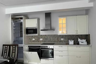 Apartament cu 3 camere semidecomandat, mobilat în Lujerului