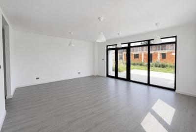 Duplex de 137 mp cu 4 camere si 3 bai - Zona centrala Mosnita Noua. - 2