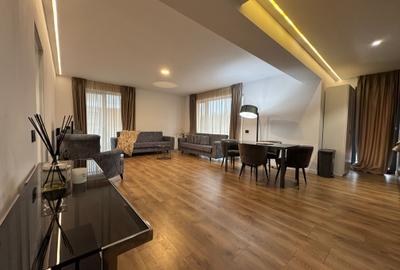 Apartament cu 3 camere decomandat, mobilat în Iancu Nicolae