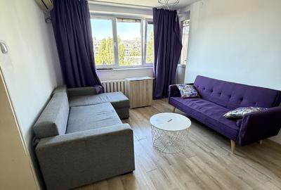 Apartament cu 3 camere semidecomandat în Drumul Taberei
