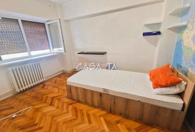 Închiriere apartament 3 camere , Targu Jiu, Str 23 August - 5