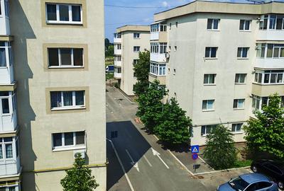 Oportunitate de renovare! 2 camere, 53 mp, etaj 3/4, loc de parcare - 2