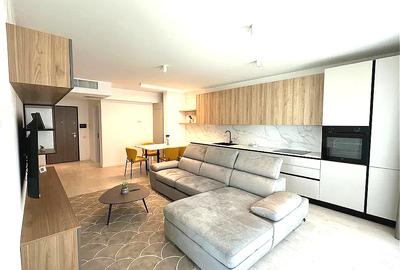 Apartament cu 3 camere semidecomandat, mobilat în Pipera