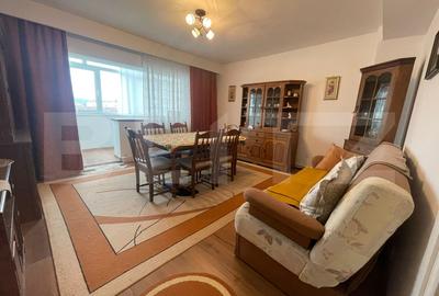 Apartament cu 3 camere decomandat, mobilat în Nord
