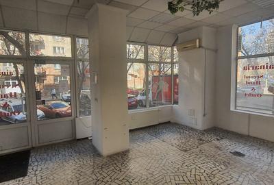 Spațiu comercial, 50 mp în Muncii