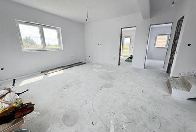 Casă individuală cu 4 camere în Șura Mică