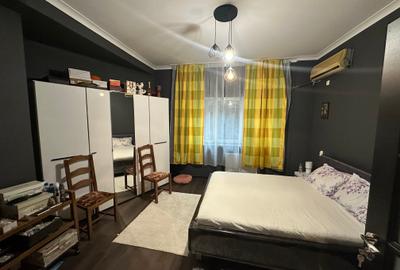2 camere renovat | Piața Romană–B-dul Bălcescu | Etaj 1/ Renovated Piața Romană - 2