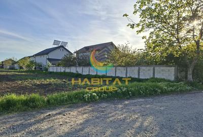 Teren Construcții intravilan de 1000 mp, în Est