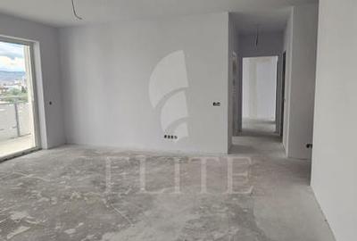 Apartament 3 camere în zona str. Fabricii, str. Campina - 15