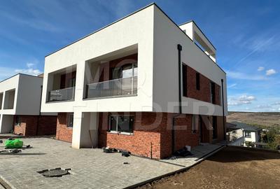Casă în Florești, zona Vivo: 189 mp utili,  116 mp pe terase - 1