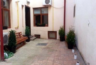 Vila de vanzare Romana - ASE - 2