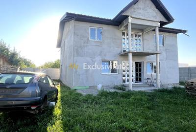 Casă individuală cu 7 camere în Glina