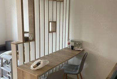 Garsoniera renovata , zona Cet - 4