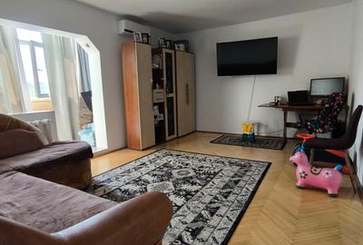 Apartament 3 camere de vânzare – 80 mp, 2 balcoane, 2 băi – Bulevard Poitiers - 1