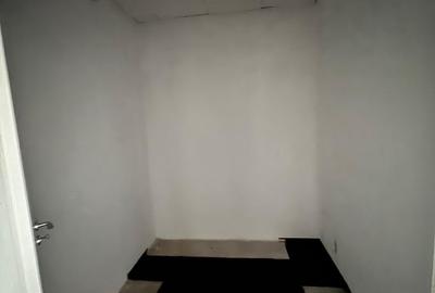 Spatiu Comercial de inchiriat in Bucuresti pe Bd. Basarabia nr. 57 Bl.M 27 - 12