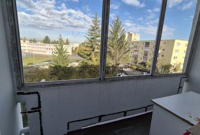 Vand apartament 3 camere in Astra - 6