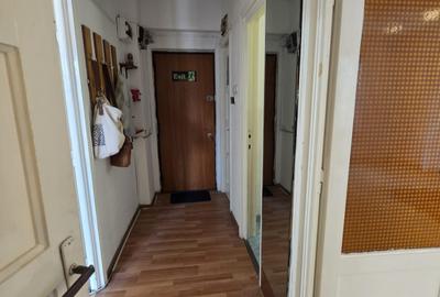 Piata Romana la metrou 2 camere decomandate 46,68 mp etaj 4/8 nemobilat, lift - 9