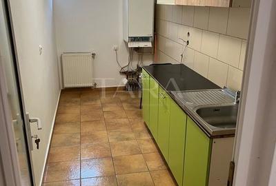 Garsonieră decomandată, mobilată în Bună Ziua