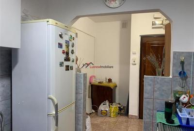 Apartament 2 camere + bucătărie, renovat recent, cu parcare – Dealul F - 6