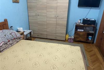 Apartament 3 camere , strada Pictor Grigorescu (b-dul Brailei ) , 72 mp , centra - 12