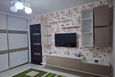 Inchiriere Apartament 2 camere Centrala Propie Lujerului