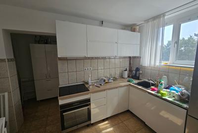 Apartament 3 camere, etaj intermediar, Complexul Studențesc, comision 0% - 8