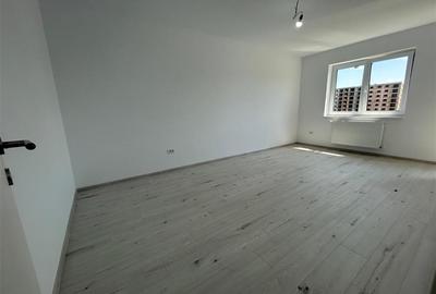 Garsoniera spatioasa, nemobilata, bloc nou Tractorul - 2
