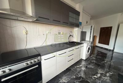 Apartament cu 4 camere decomandat, mobilat în Brașovul Vechi