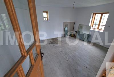 Casă cărămidă renovată, 3 camere, teren 1100 mp – Băjești, Argeș - 7