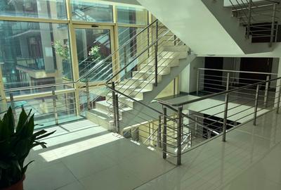 Proprietar vând apartament 3 camere bloc Teodor/ ISHO - 2
