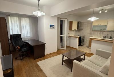 Apartament cu 2 camere decomandat, mobilat în Calea Călărașilor