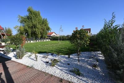 Casă / Vilă cu 4 camere de închiriat în zona Aradului - 18