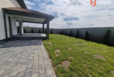 Duplex de vanzare cu 3 camere si teren de 309 mp - Recas - 10