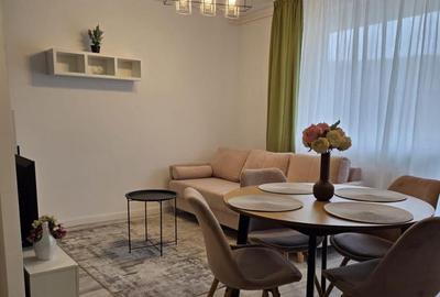 Apartament cu 2 camere semidecomandat, mobilat în Florești