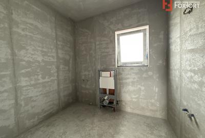 Duplex cu 4 camere de vanzare si teren de 335 mp - zona Sacalaz - 8
