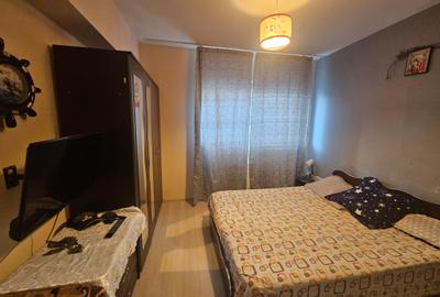 Apartament cu 2 camere în Apărătorii Patriei