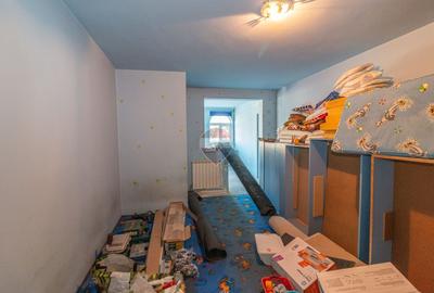 Vila 336 mp 7 camere - locuință, grădiniță, clinică - Drumul Taberei - 40