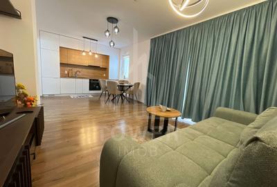 Apartament cu 2 camere semidecomandat, mobilat în Mihai Viteazul