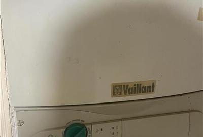 Apartament 3 camere , zona supermarket Lidl (fosta Autogara)et 1 din 3 , 81 mp , - 20
