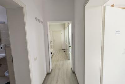 Apartament 3 camere pretabil sediu firma, spatiu comercial zona Str. Lunga - 12