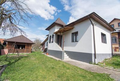 Casă individuală cu 3 camere în Văcarea