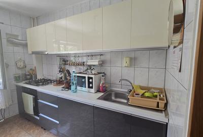 Apartament 3 camere decomandat,etaj 1,  Bld Mircea Voda, metrou Timpuri Noi - 9