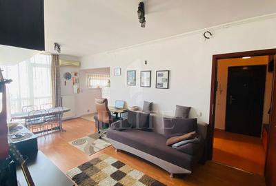 Apartament cu 2 camere semidecomandat, mobilat în Central