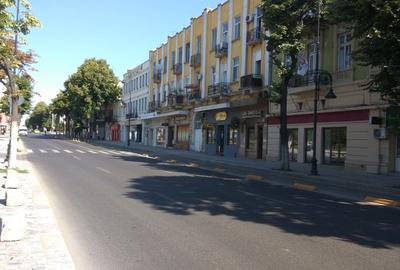 Cladire ultracentral blv Tomis strdala - 12