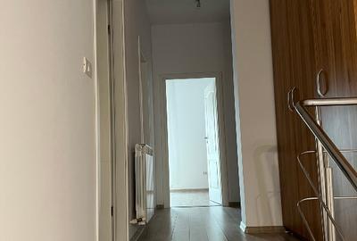 Închiriez apartament duplex cu curte - 6
