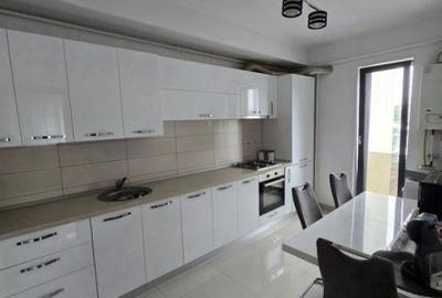 Apartament cu 2 camere decomandat, mobilat în Brâncoveanu