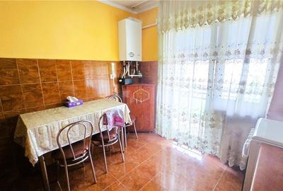 VIDEO | Apartament decomandat cu 2 camere si 2 balcoane | Micro 17 - 11